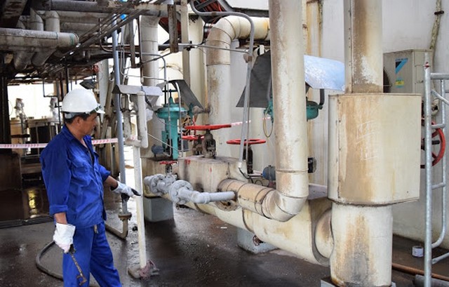 Quy trình làm đường mía được thực hiện đầy đủ các bước trong nhà máy