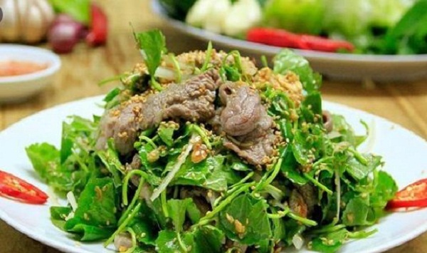 Ngan xào rau má có thể đổi khẩu vị cho gia đình bạn