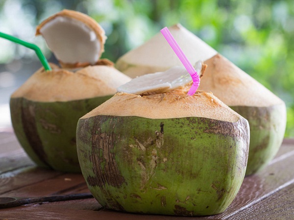 Nước dừa vừa có thể làm đẹp và có thể giảm cân