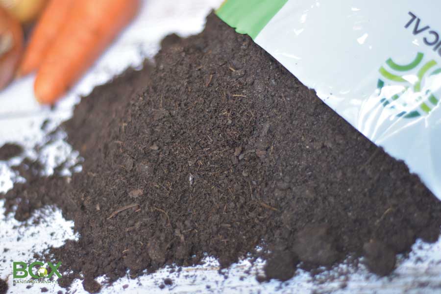 vai trò của phân chuồng trong cải tạo đất trồng 2