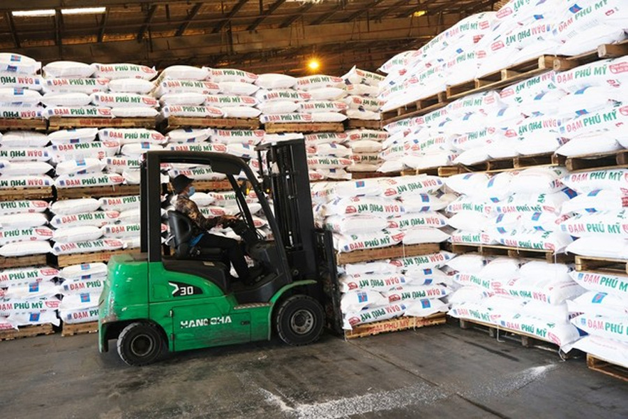 Giá phân bón nhiều nơi tăng