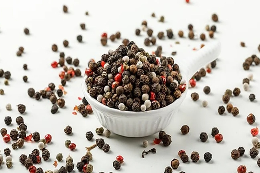 Giá tiêu hôm nay đồng loạt giảm